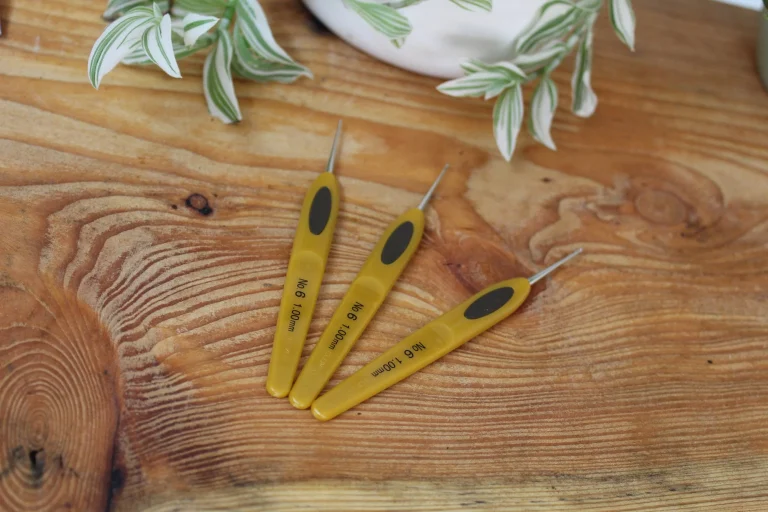 Crochet Hook Soft Touch size 1 - 1